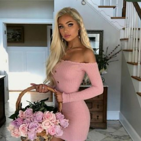 Dresses & Skirts - Tight Pink Button Down Dress Size Medium